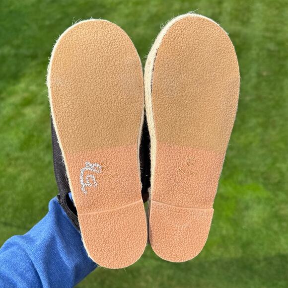 NWOB Pretty Little Thing size 8 Black Canvas Strappy Sandals Espadrille Sole - Picture 8 of 11